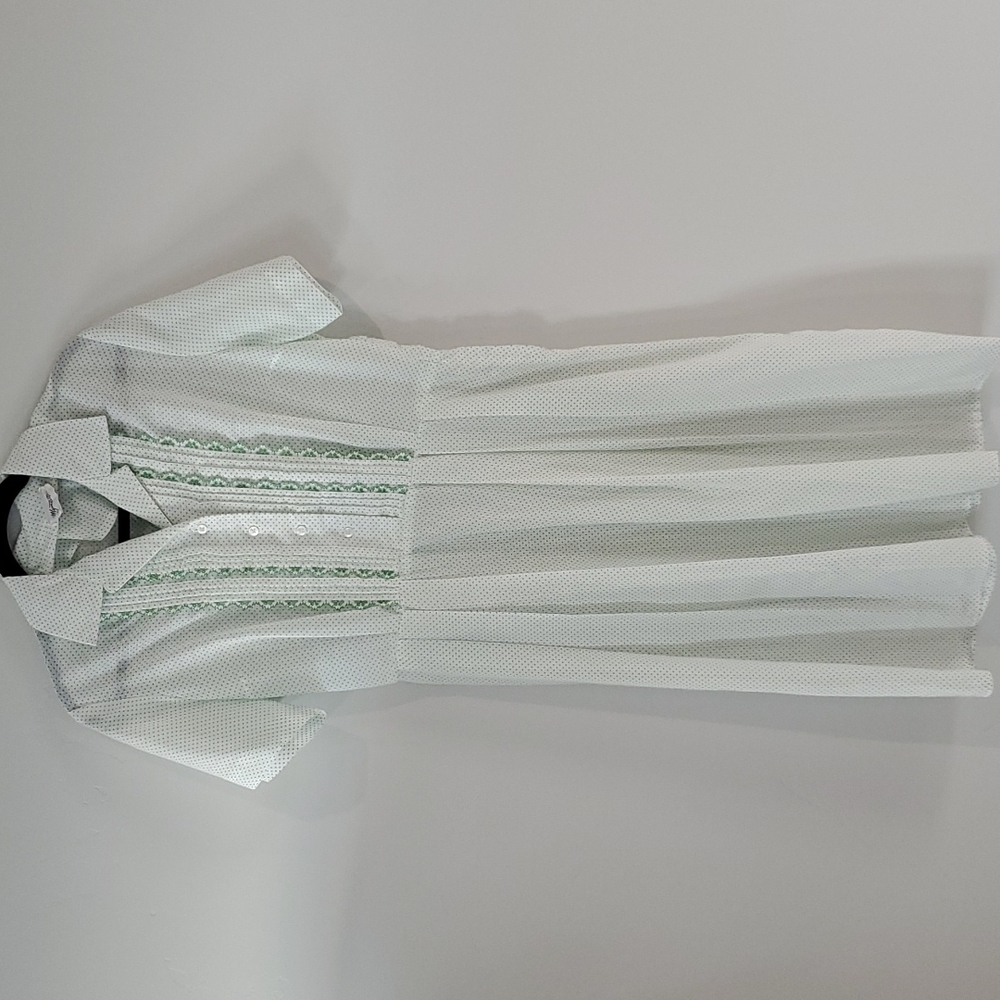 Vintage green dot dress